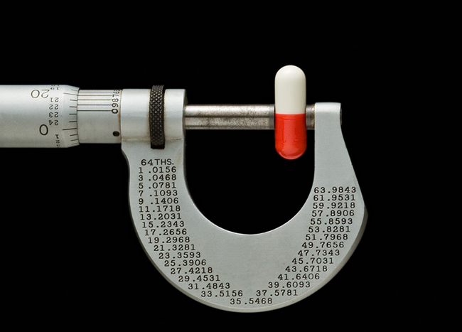 oxycontin-oxycodone-florida When it comes to pill mills and drugs such as Oxycontin and Oxycodone, it's not yet clear, in Florida, who has what, or whom, in a vise. (© Steve Gray)