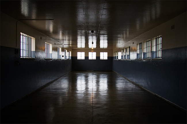 prisons1