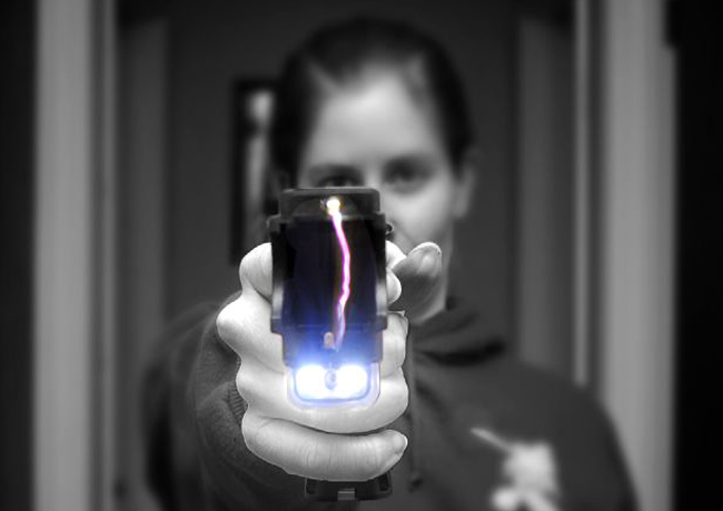 taser1