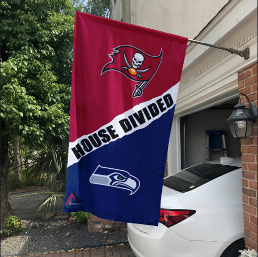 Buccaneers vs Seahawks House Divided Flag, NFL House Divided Flag Buccaneers vs Seahawks House Divided Flag, NFL House Divided Flag