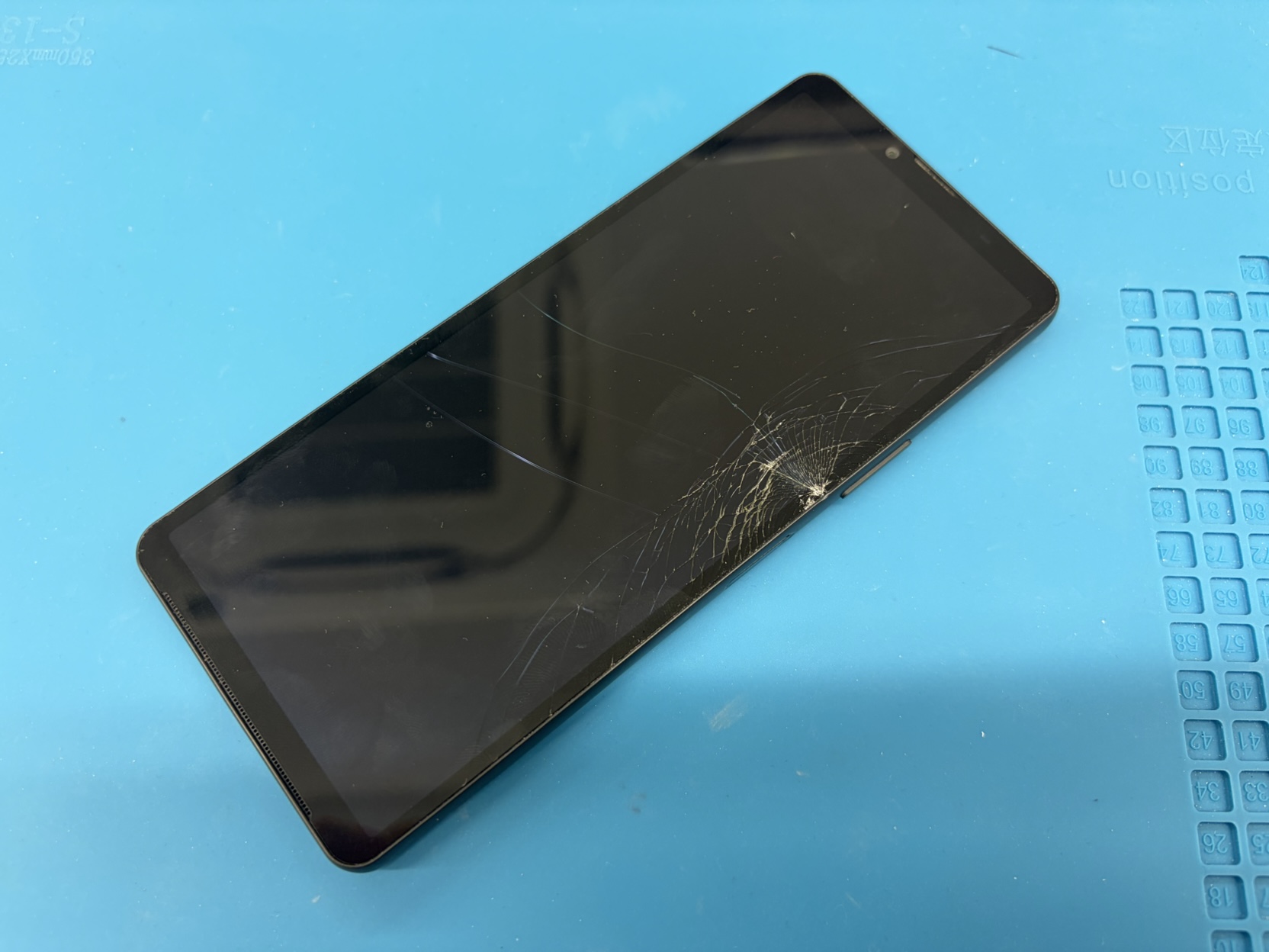 大阪・心斎橋でGoogle Pixel 7 Proの画面修理するならスマホ修理王