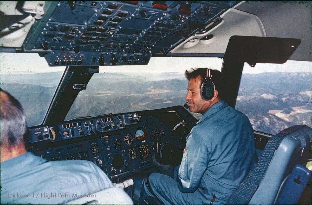 L-1011 test flight from cockpit