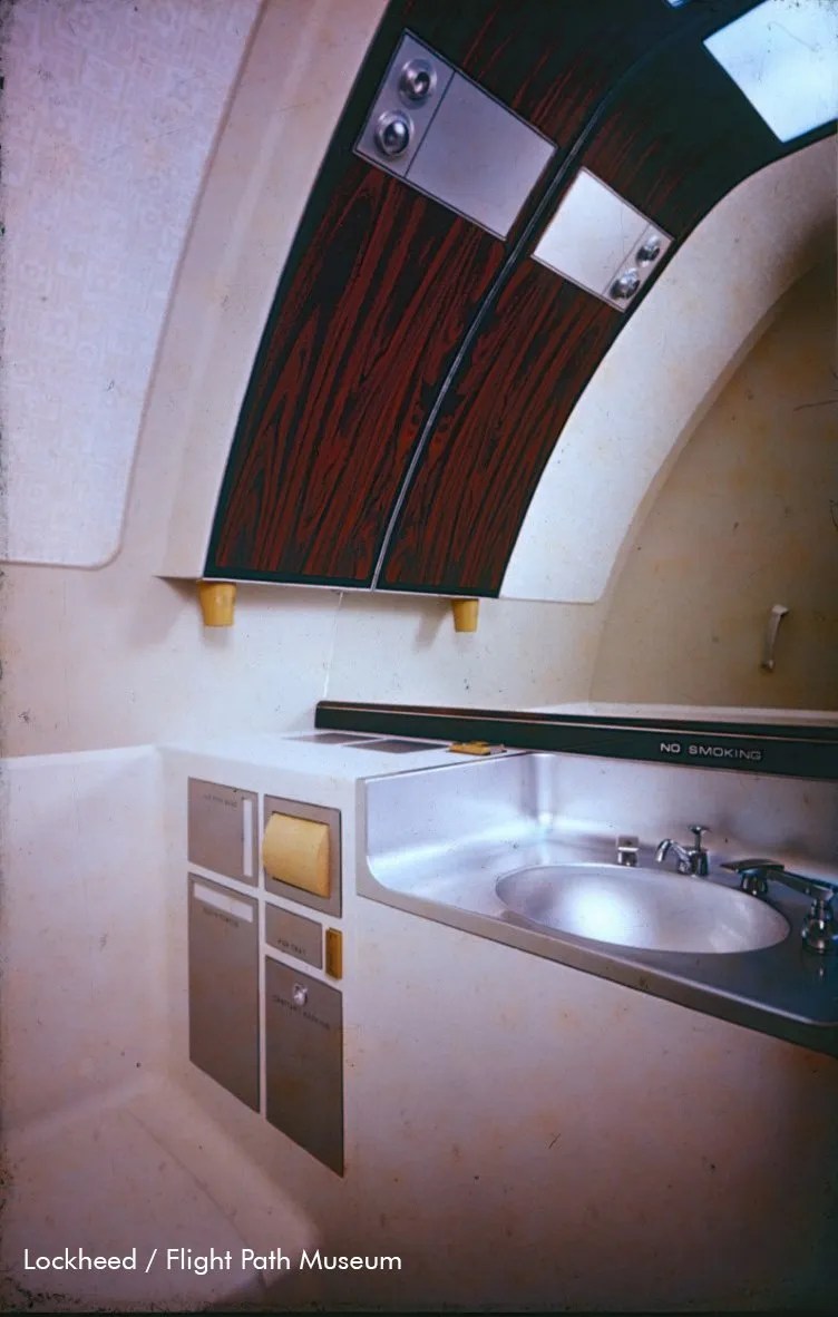 L-1011 lavatories