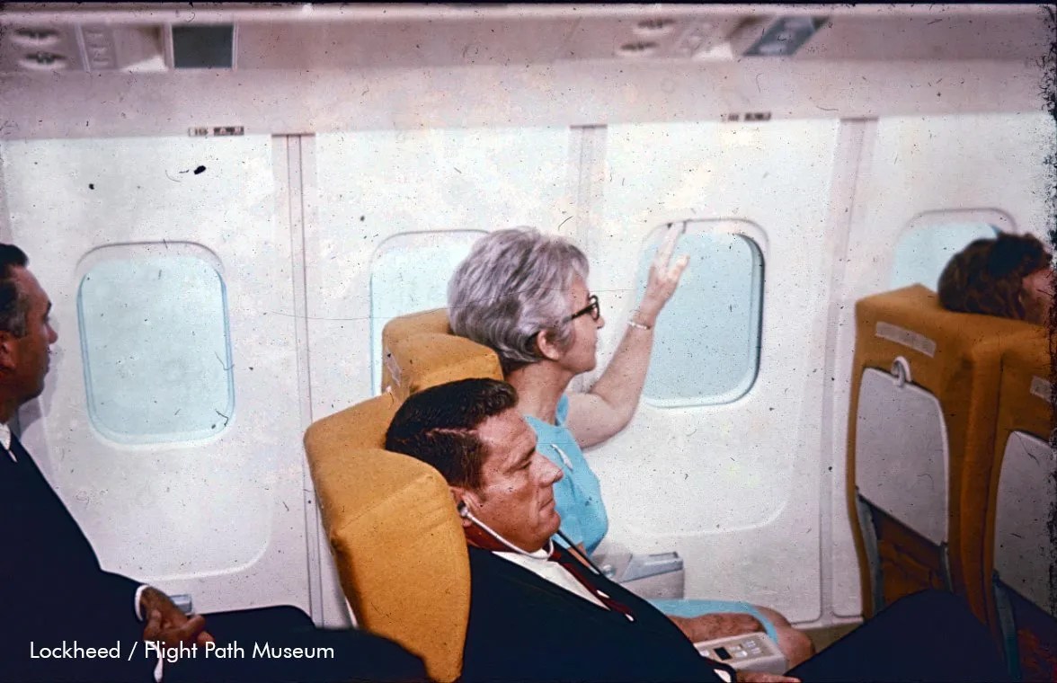 L-1011 polarized window shade option