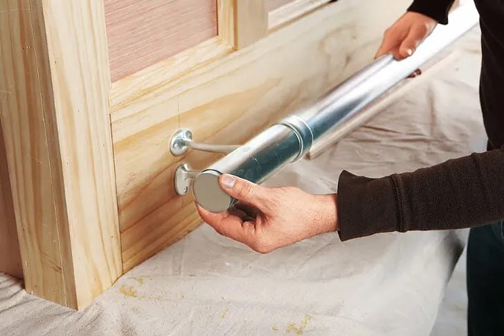 Install the Foot Rail Install the Foot Rail