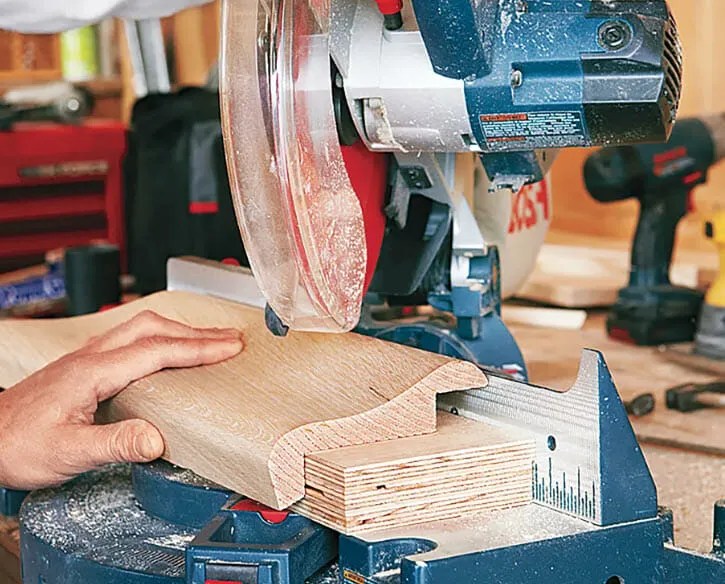 Miter the Bar Molding Miter the Bar Molding