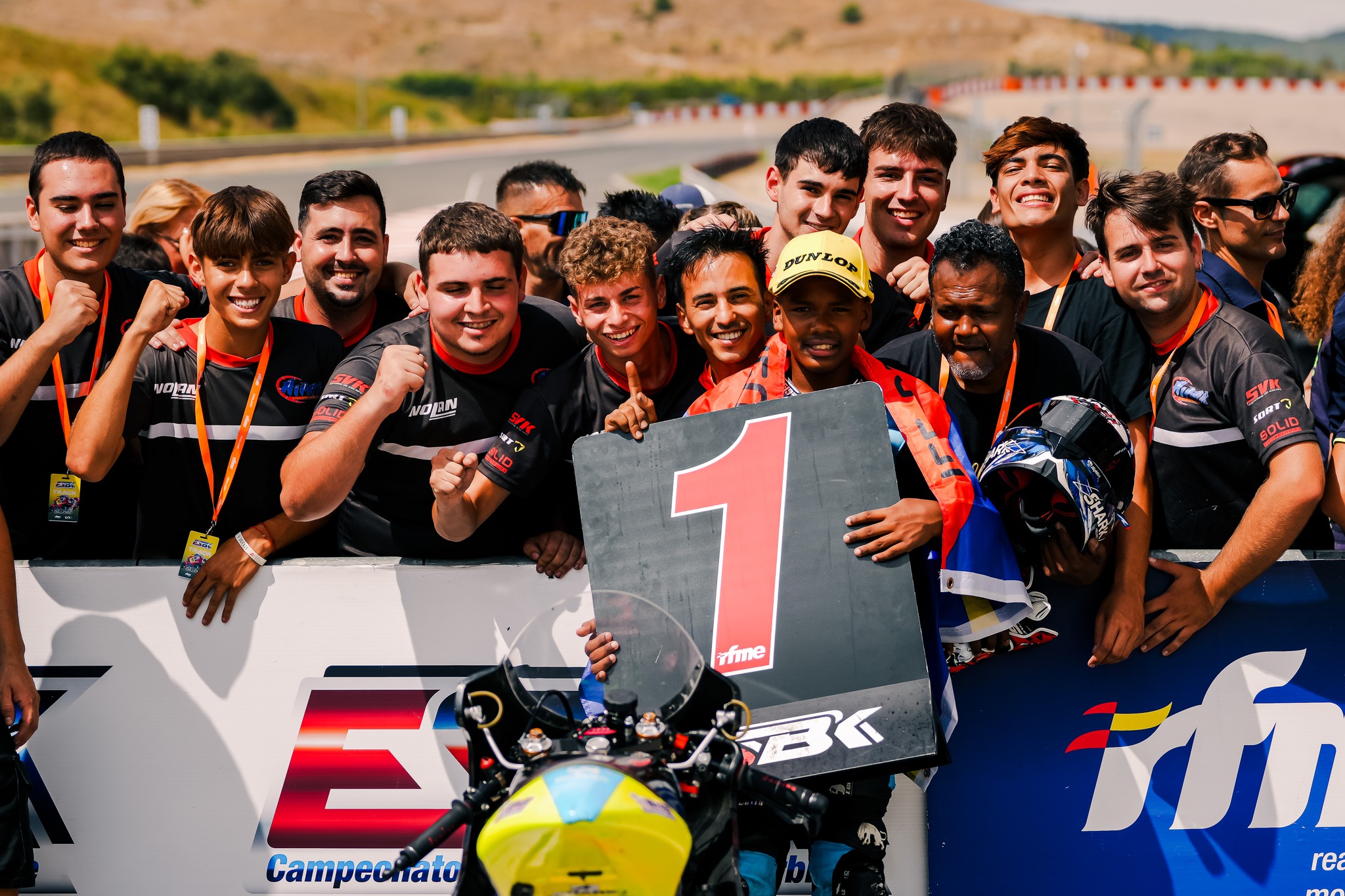 Un weekend gagnant pour florian avec une victoire et une 2e place a Navarra II