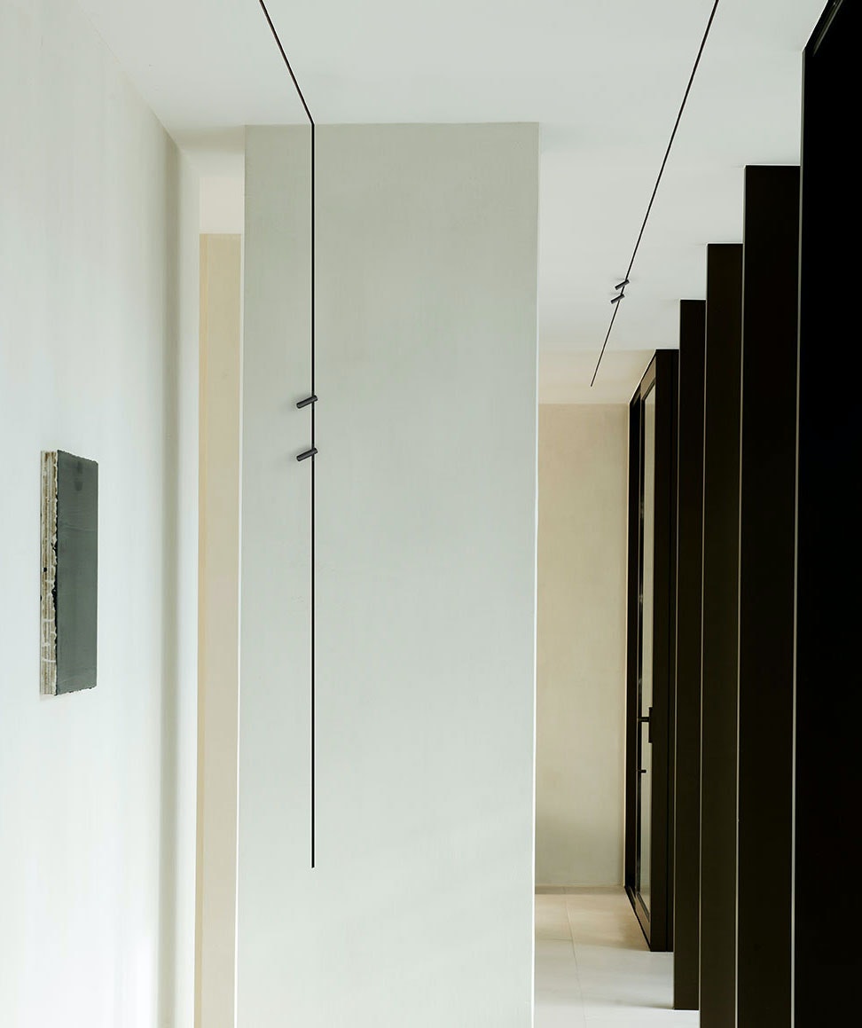 The Micro Running Magnet Flos - Download Elegant Light Texture | 8K