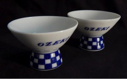 Drinking sake-Japan-Japanese-Porcelain-1 1/2" x 2"