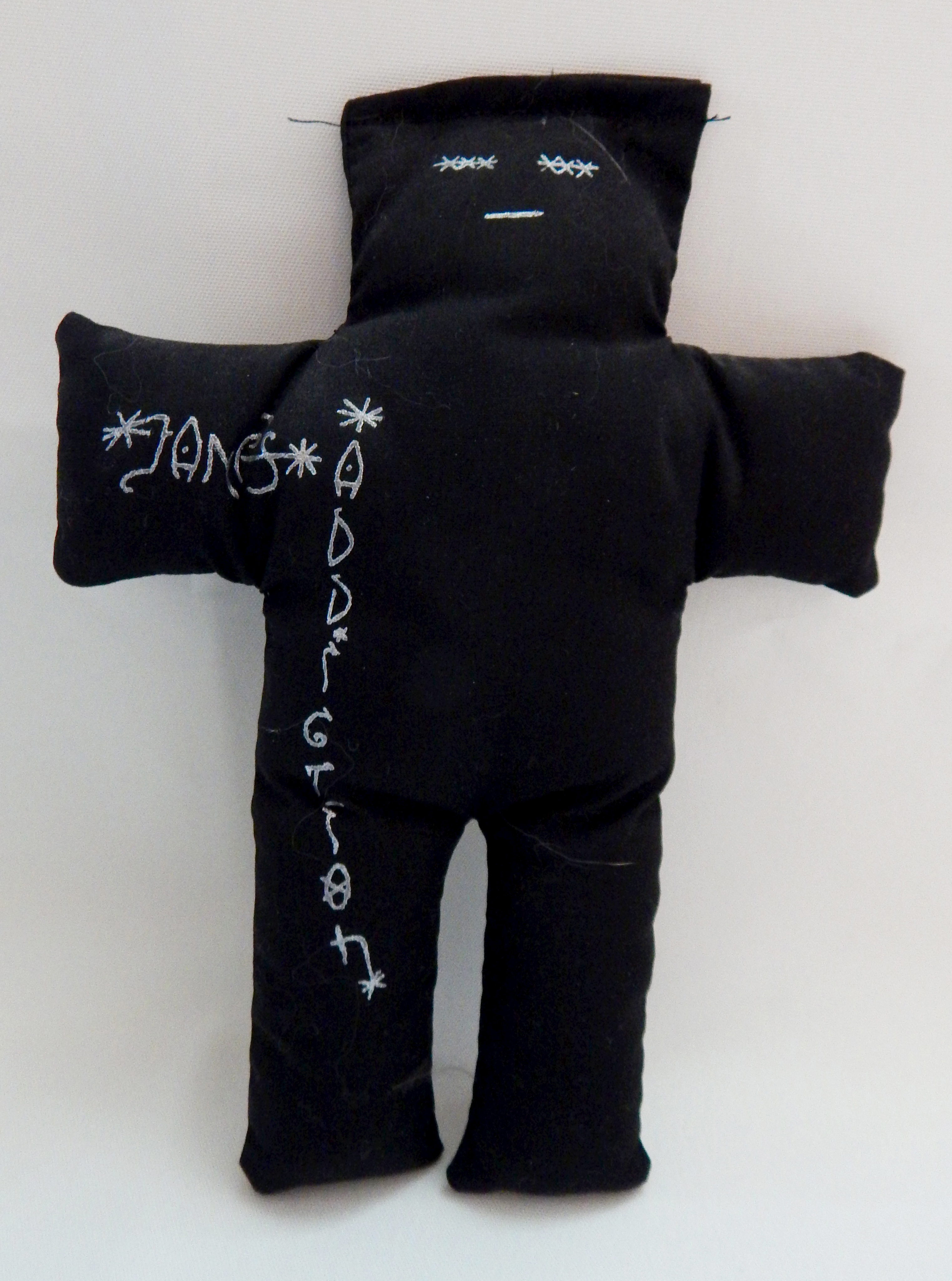 Band Memorabilia-USA-American Alternative Music-Embroidered cloth and filler- 7 1/2" long