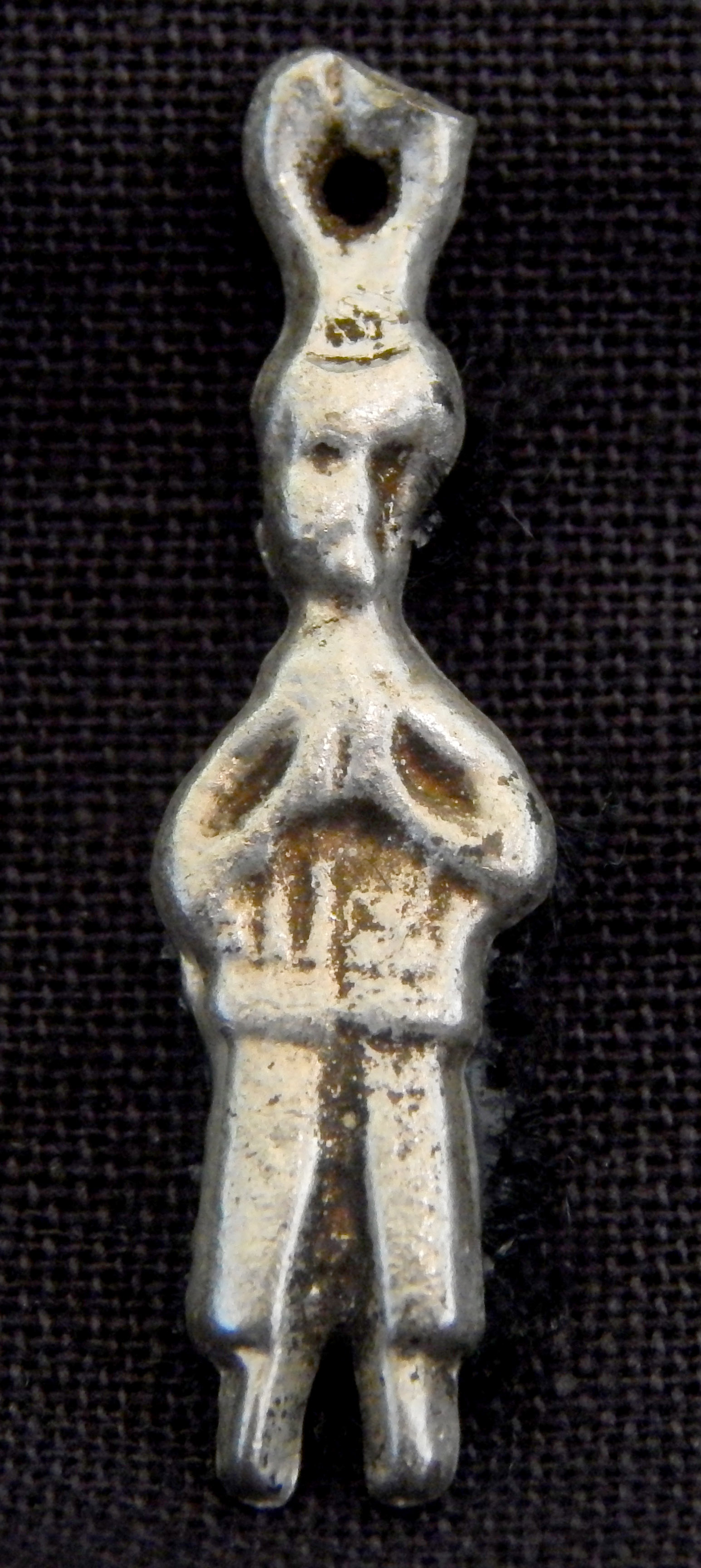 Requests cure for praying man/Gives thanks for cure of praying man-Mexico/USA-Roman Catholic/Latino-Tin-1" x 1/4"