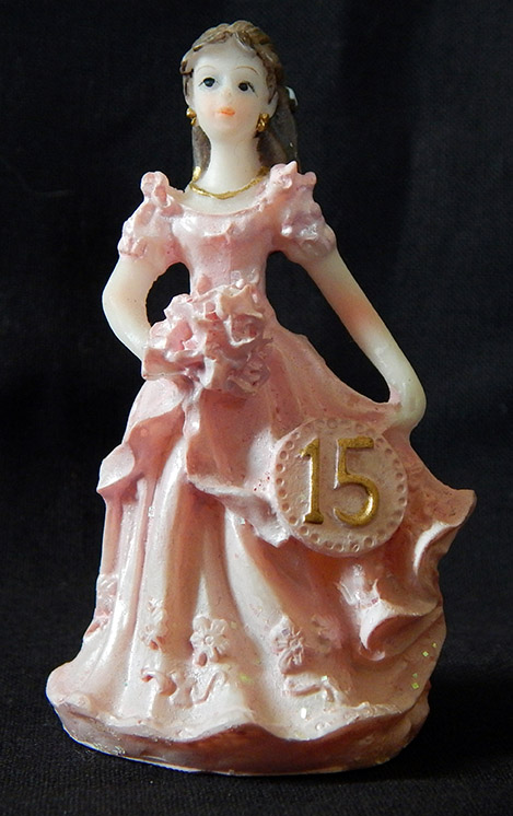 Statuette of Quinceañera (15 year old girl)