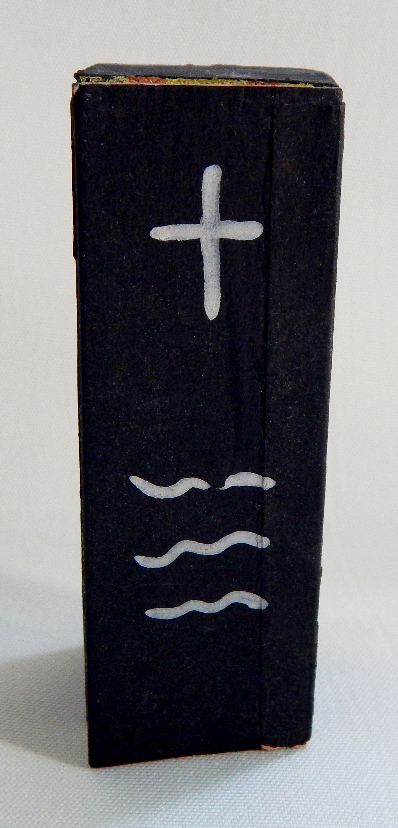 Miniature coffin (closed)