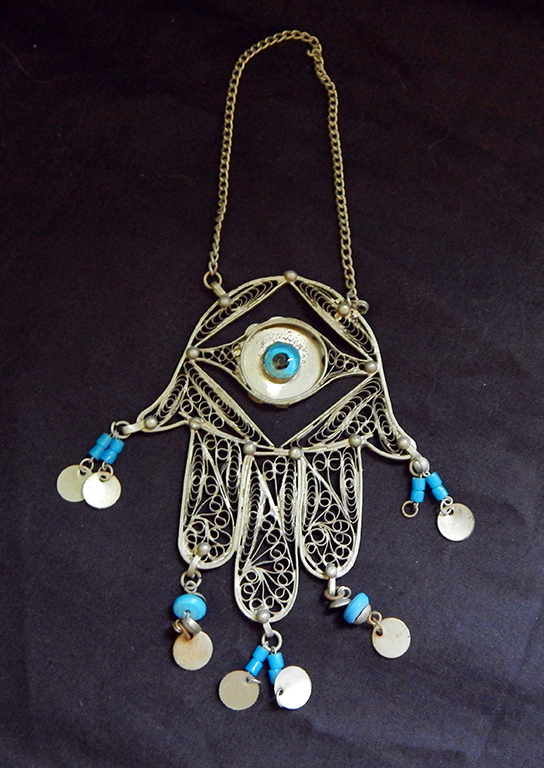 Amulet, Hamsa