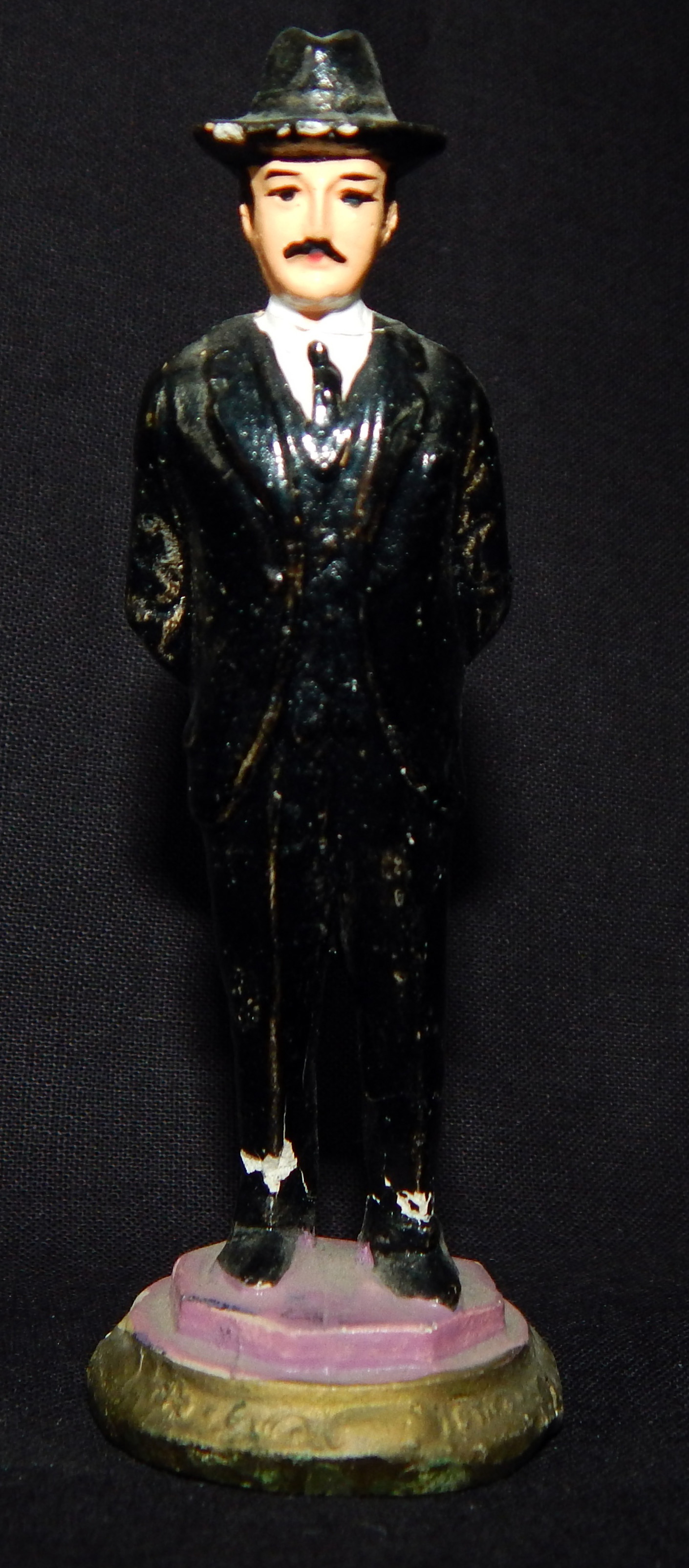 Figurine of San Simón, folk saint of addiction