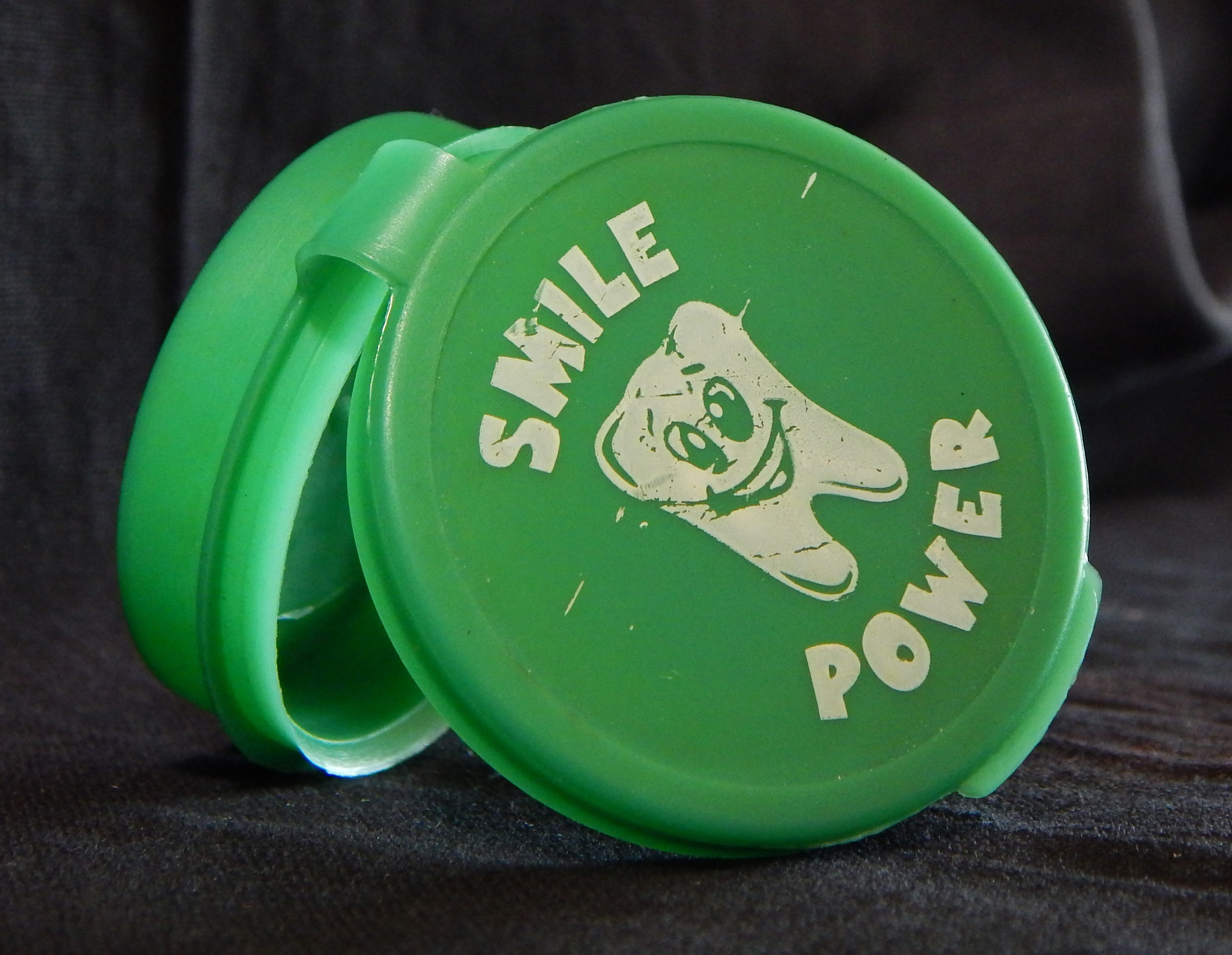 To save baby tooth after it falls out and then exchange for money from the Tooth Fairy