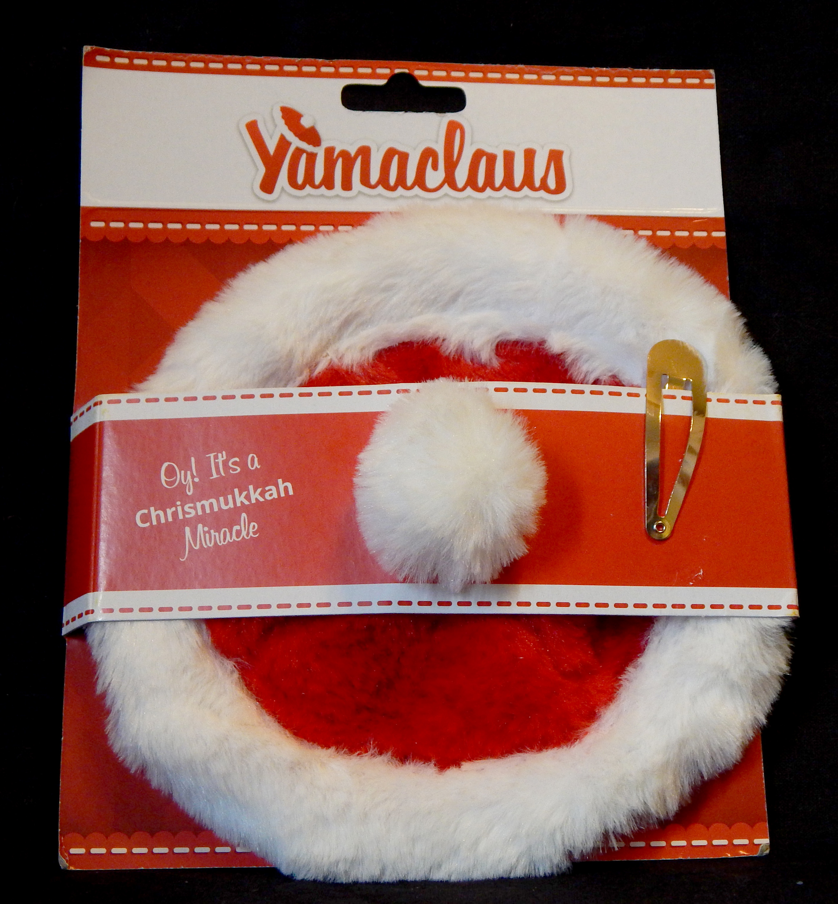 Yamaclaus: Santa Claus yarmulkah (skull cap) with hair clip