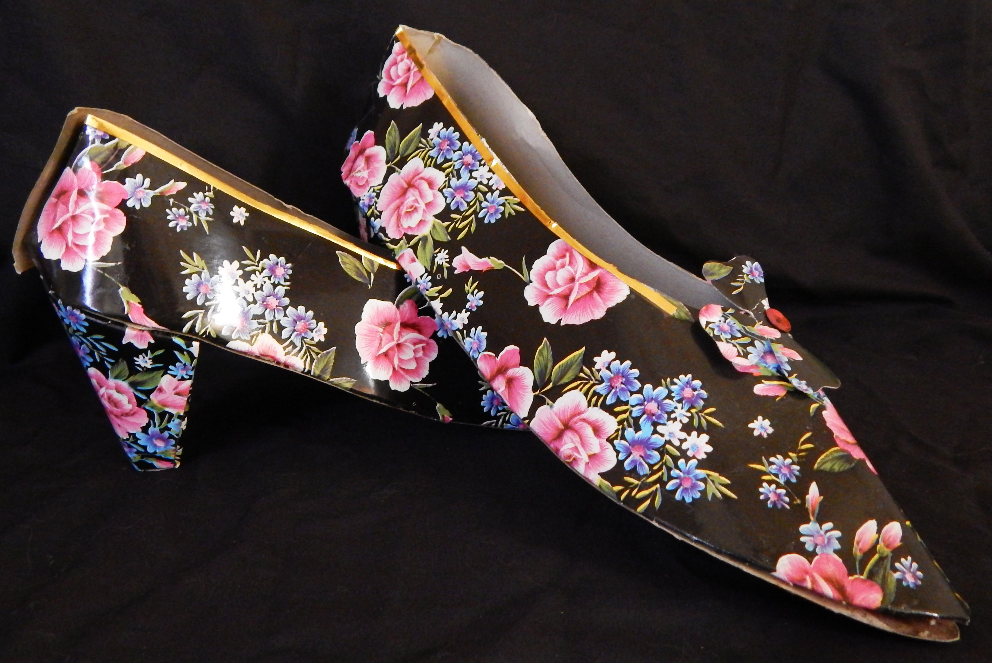 Burned at funerals for use in the next life-China/Vietnam/United States-Buddhist-Cardboard/ink-8 1/2" long