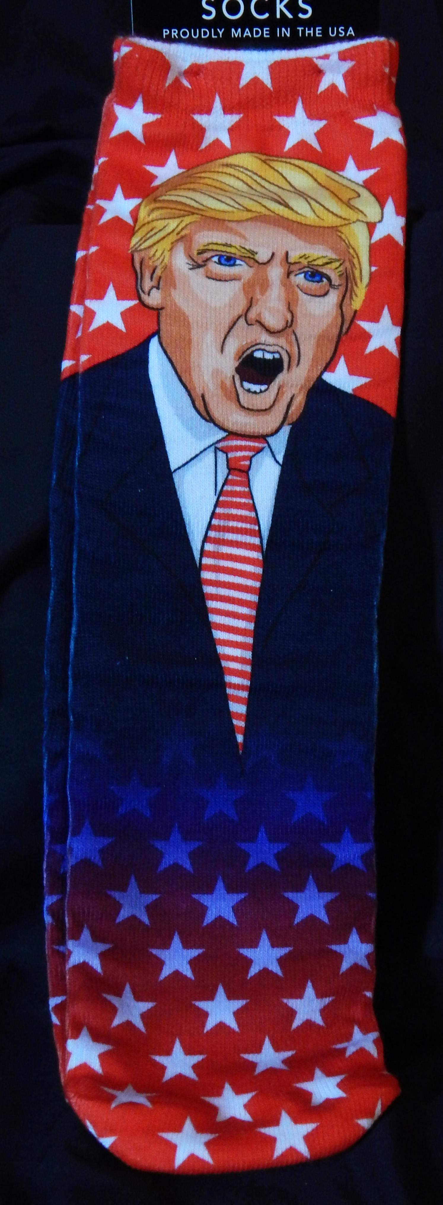 Political satire-USA-American/popular culture-Polyester-14" long