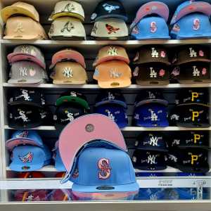 NEW ERA SEATTLE MARINERS 25TH ANNIVERSARY COTTON CANDY 59FIFTY HAT- Pink UV.
