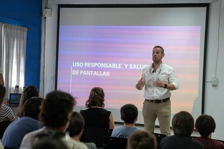 Encuentro sobre tecnología y salud mental