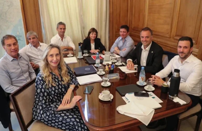 El Gobierno trabaja a contrarreloj para inaugurar una nueva narrativa.