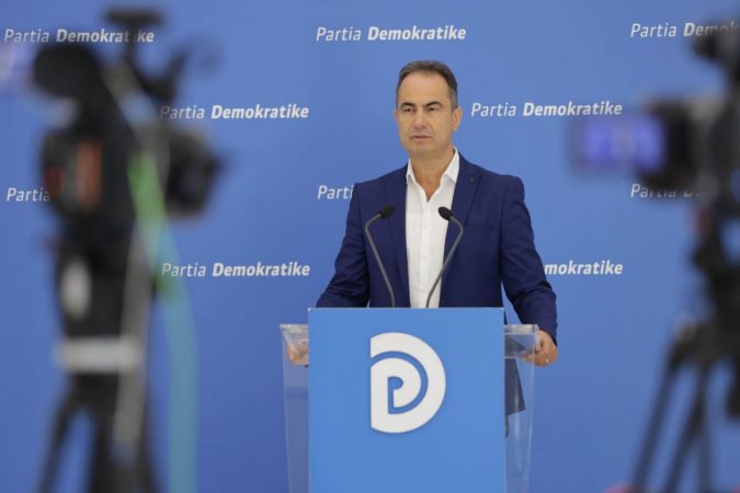 Ngacmimet sek.suale në shkolla/ Deputeti i PD: Të shpëtojmë arsimin
