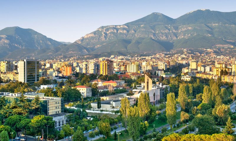 38% e të punësuarve në vend paguhen me pagë minimale ose më pak/ “Të pasurit” vetëm 0.14%