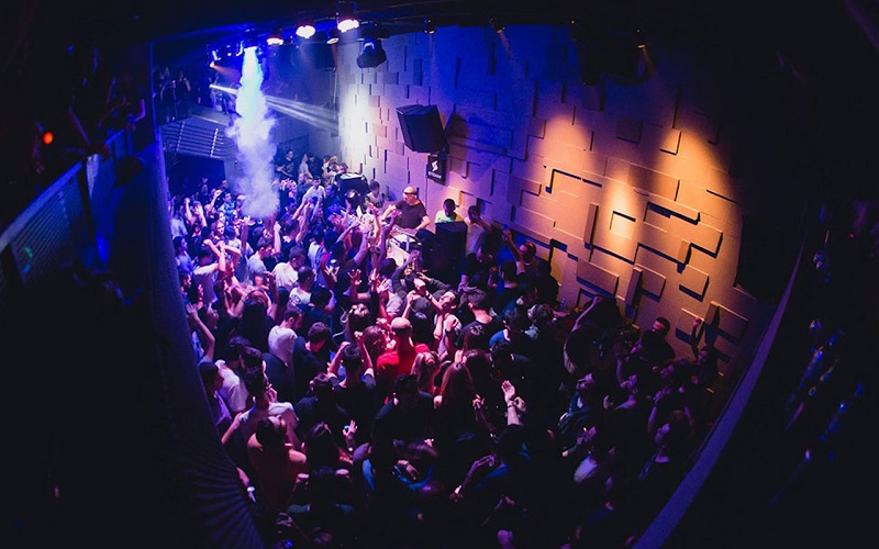 Where to stay in athens near syntagma square. The Best Night Clubs In Athens