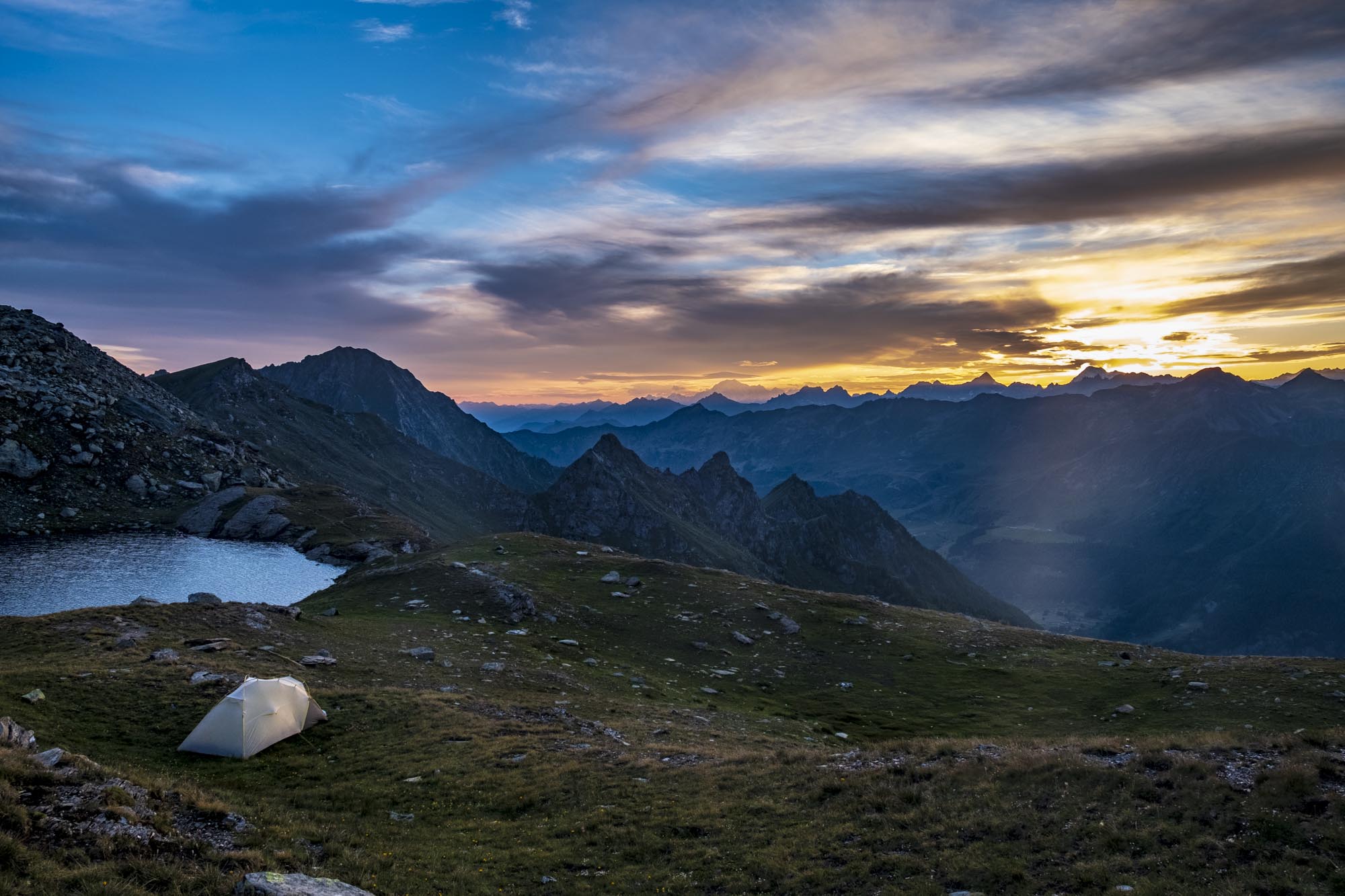 alta via 1 valle d'aosta tenda lac pinter