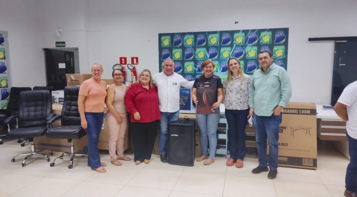 Deputada Cláudia de Jesus entrega R$ 100 mil em equipamentos à ACIPB e reforça apoio ao desenvolvimento empresarial de Pimenta Bueno