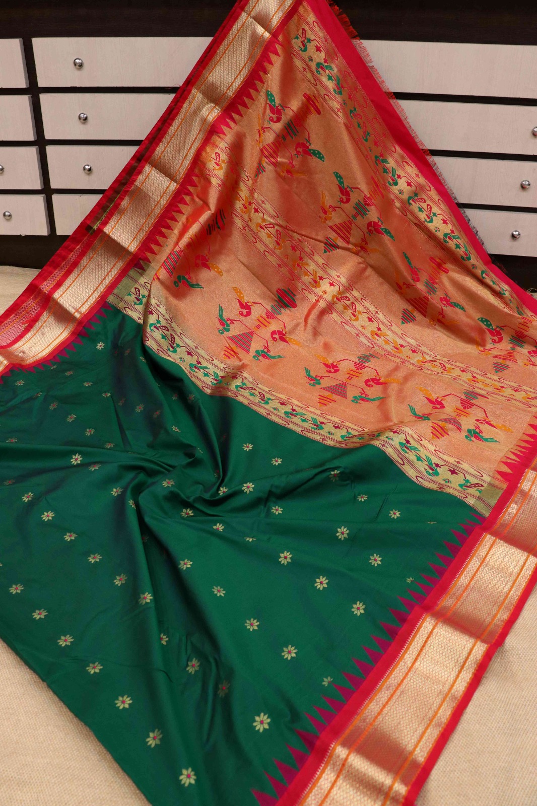 Kadiyal Paithani Saree