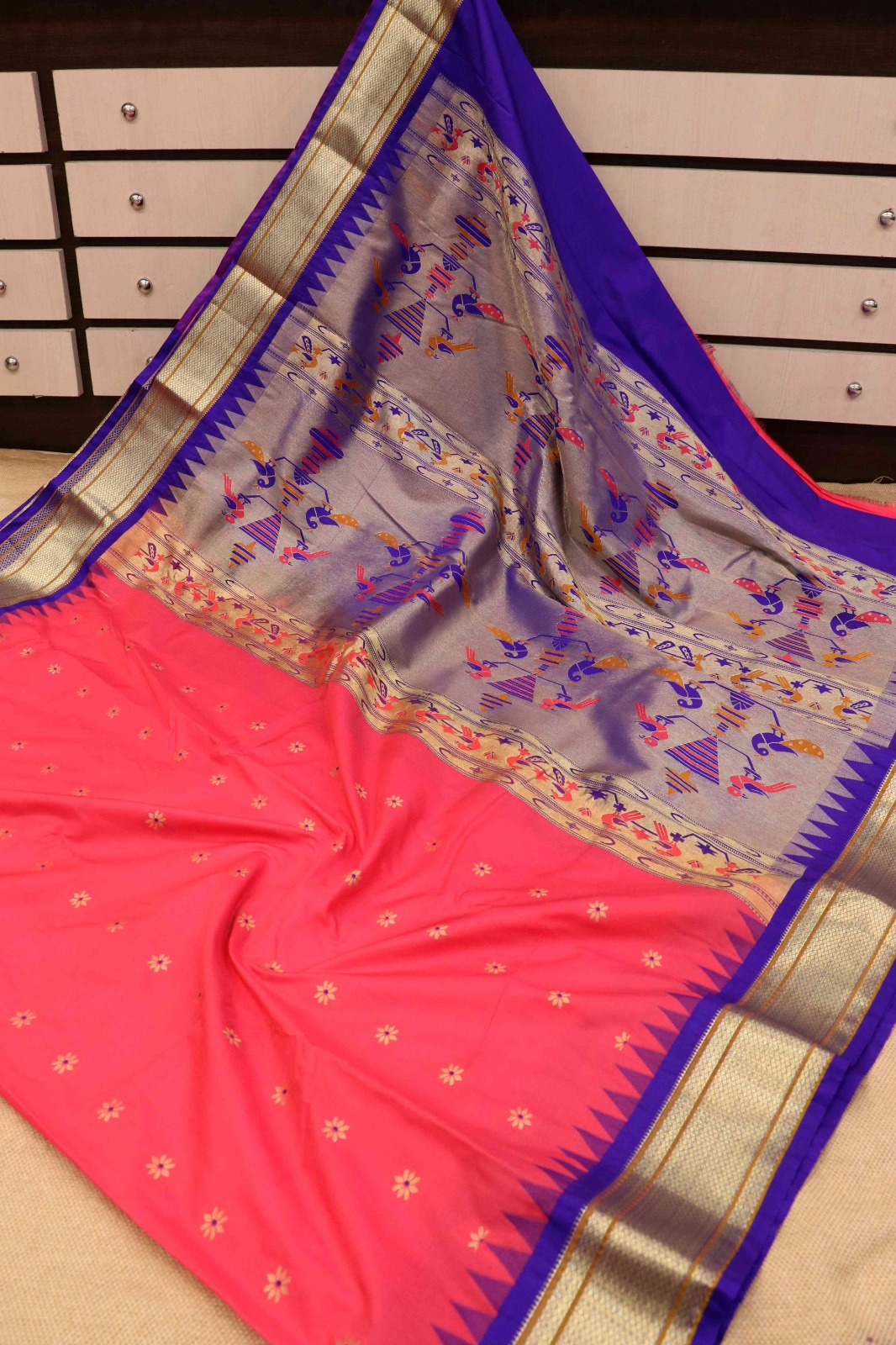 Kadiyal Paithani Saree