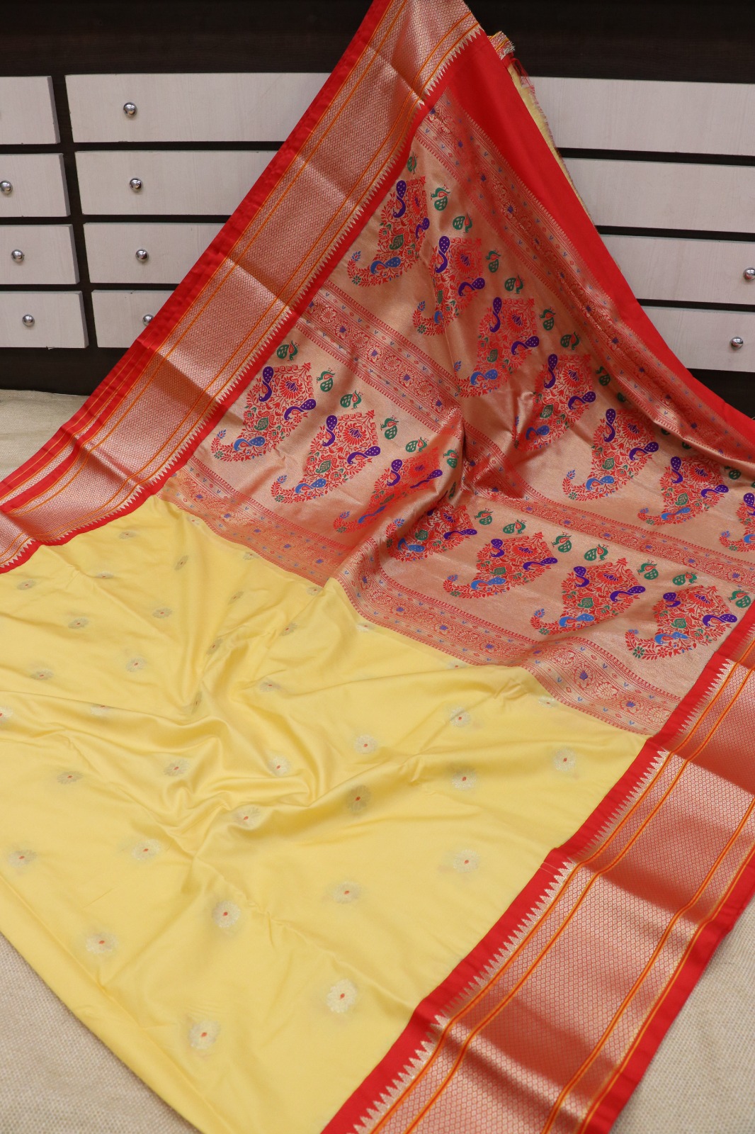 Kadiyal Paithani Saree