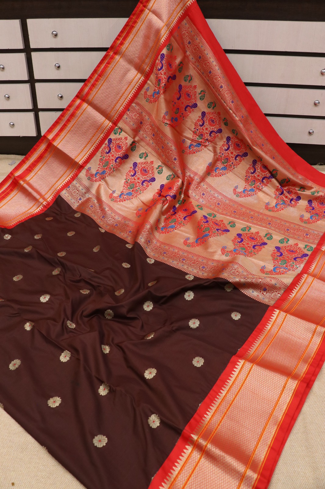Kadiyal Paithani Saree