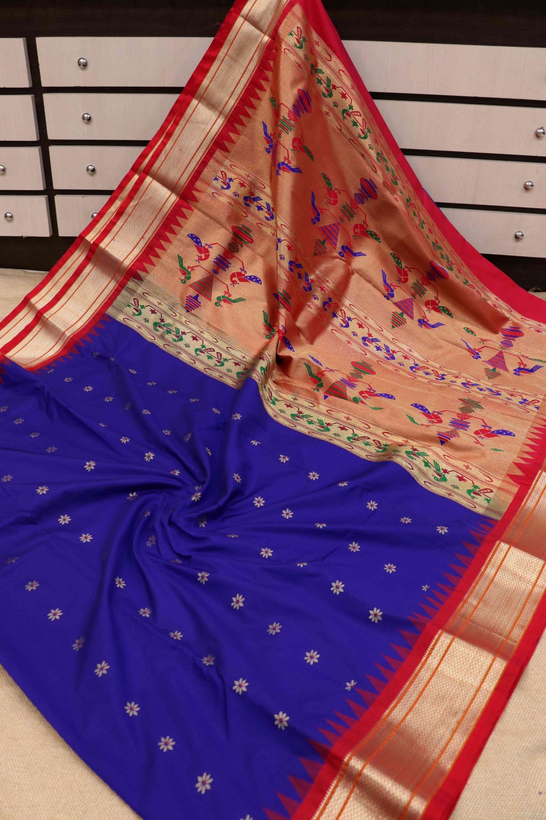 Kadiyal Paithani Saree