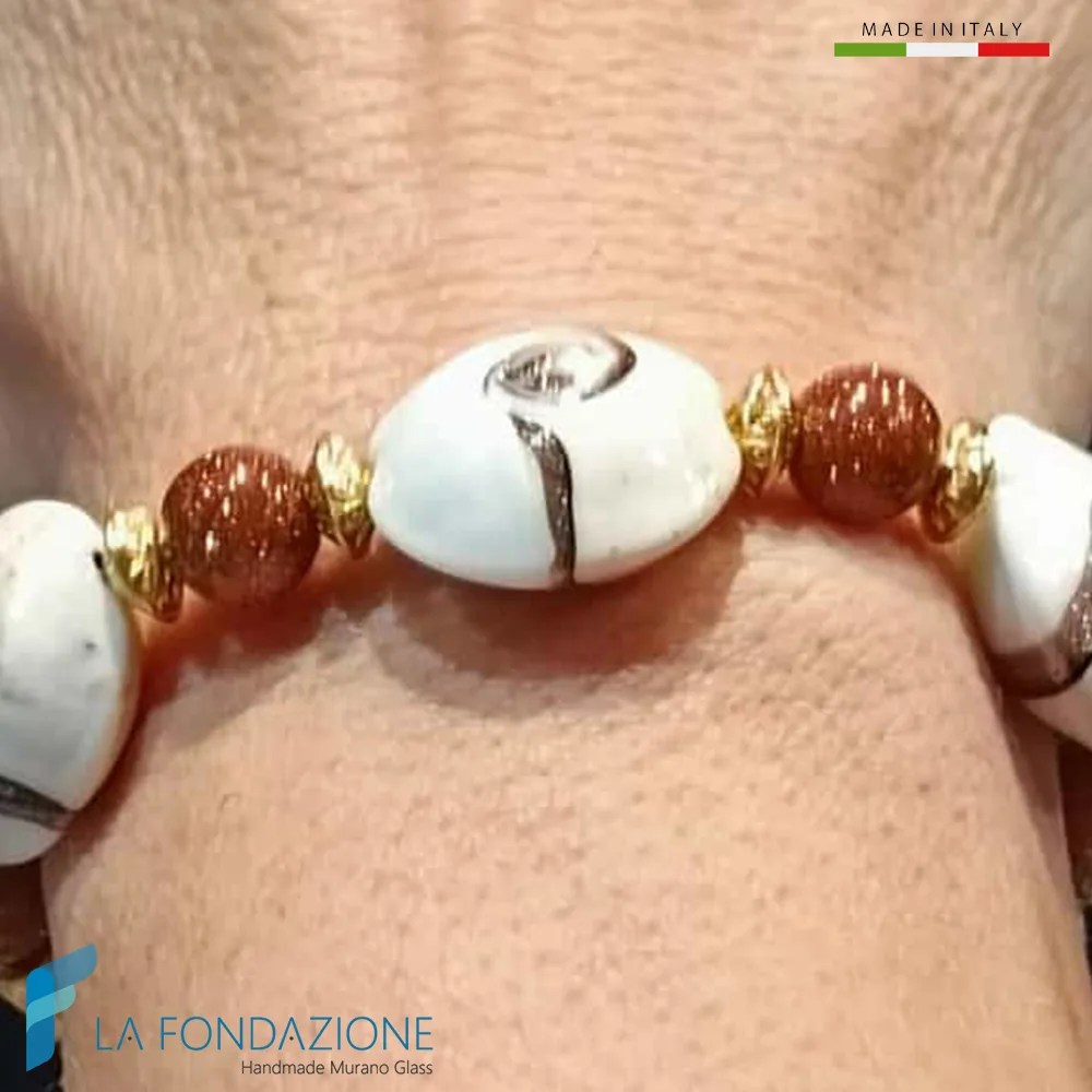 Bracciale Navagero con avventurina indossato
