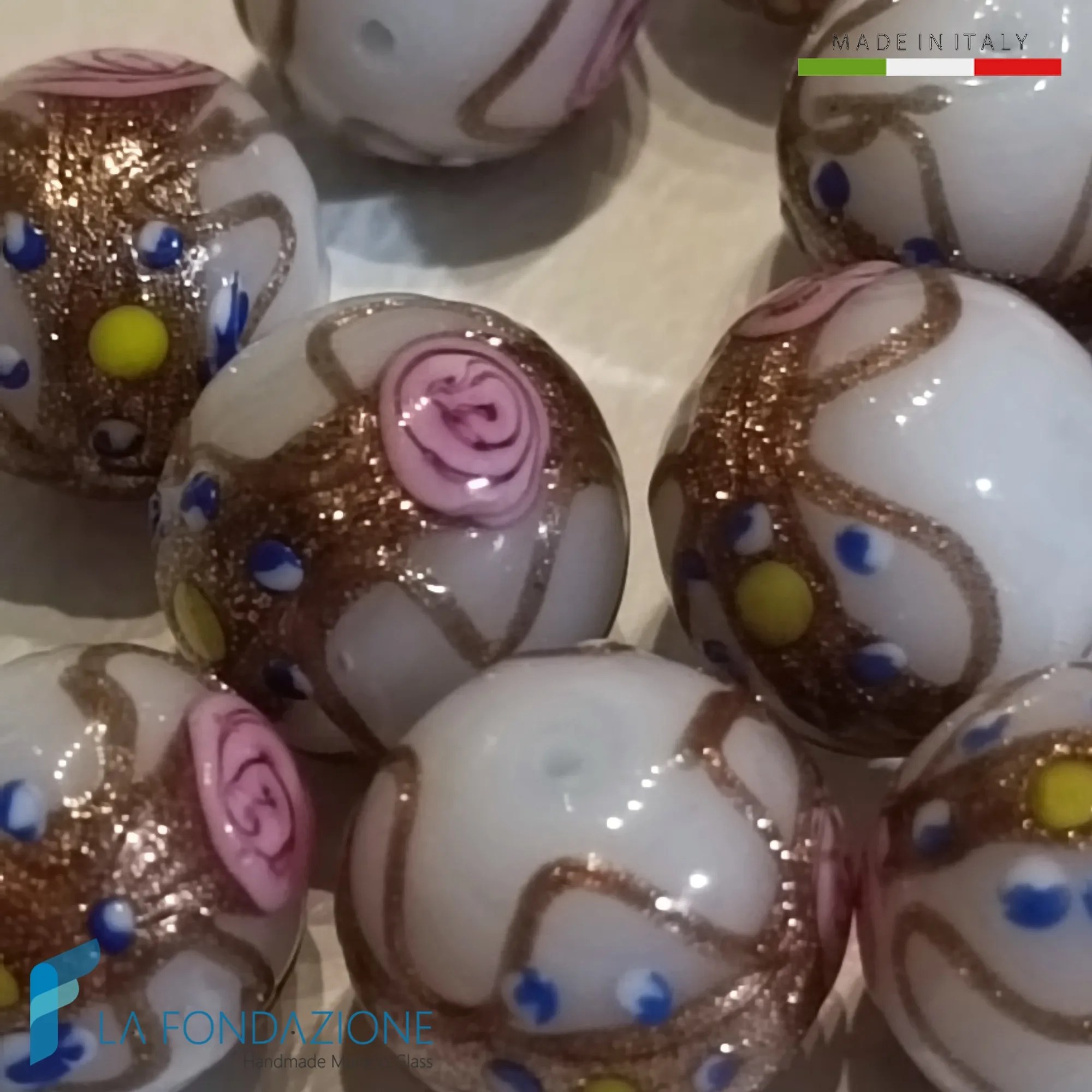 Fiorato Veneziano white Murano glass beads