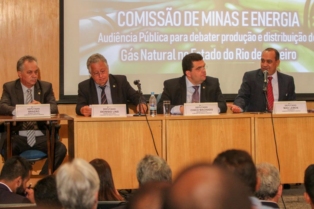 Serviços prestados pelas Concessionárias Enel e Energisa serão o foco principal da audiência promovida pela Comissão de Minas e Energia na próxima terça. Foto: Alerj/Assessoria