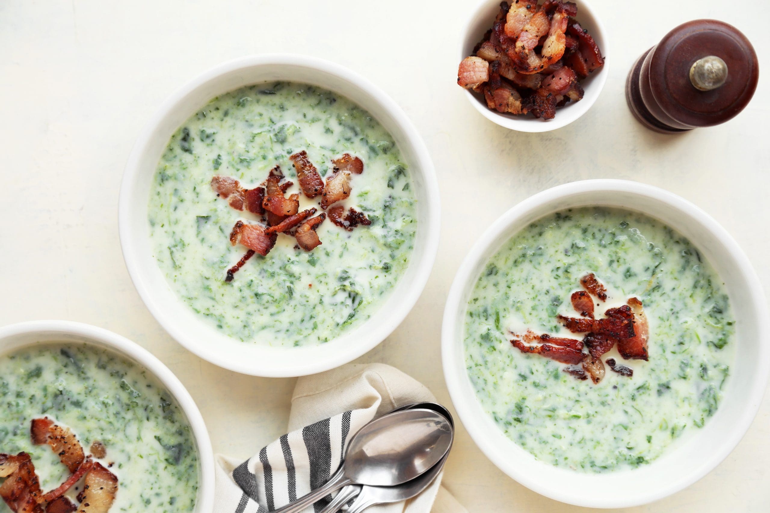 A packet of seasoned dehydrated Idahoan� Garlic Mashed Potatoes is one of the fastest ways to a comforting bowl of soup.