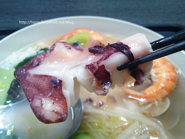 台南善化區美食》258海產粥。料多鮮美，無味精、無香精的真食物原味料理