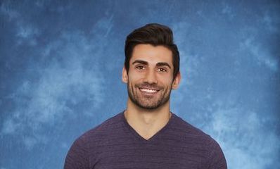 alex bachelorette 13 crop