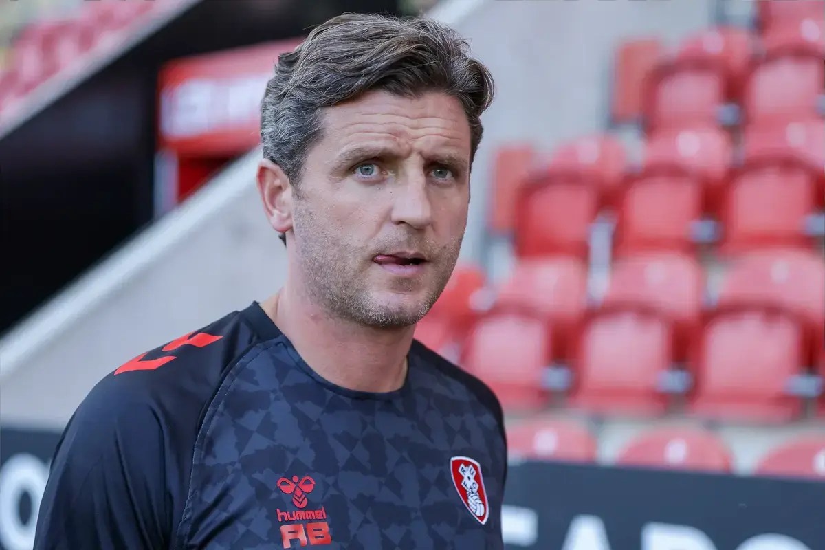 Rotherham United estudia fichaje desde Salford City