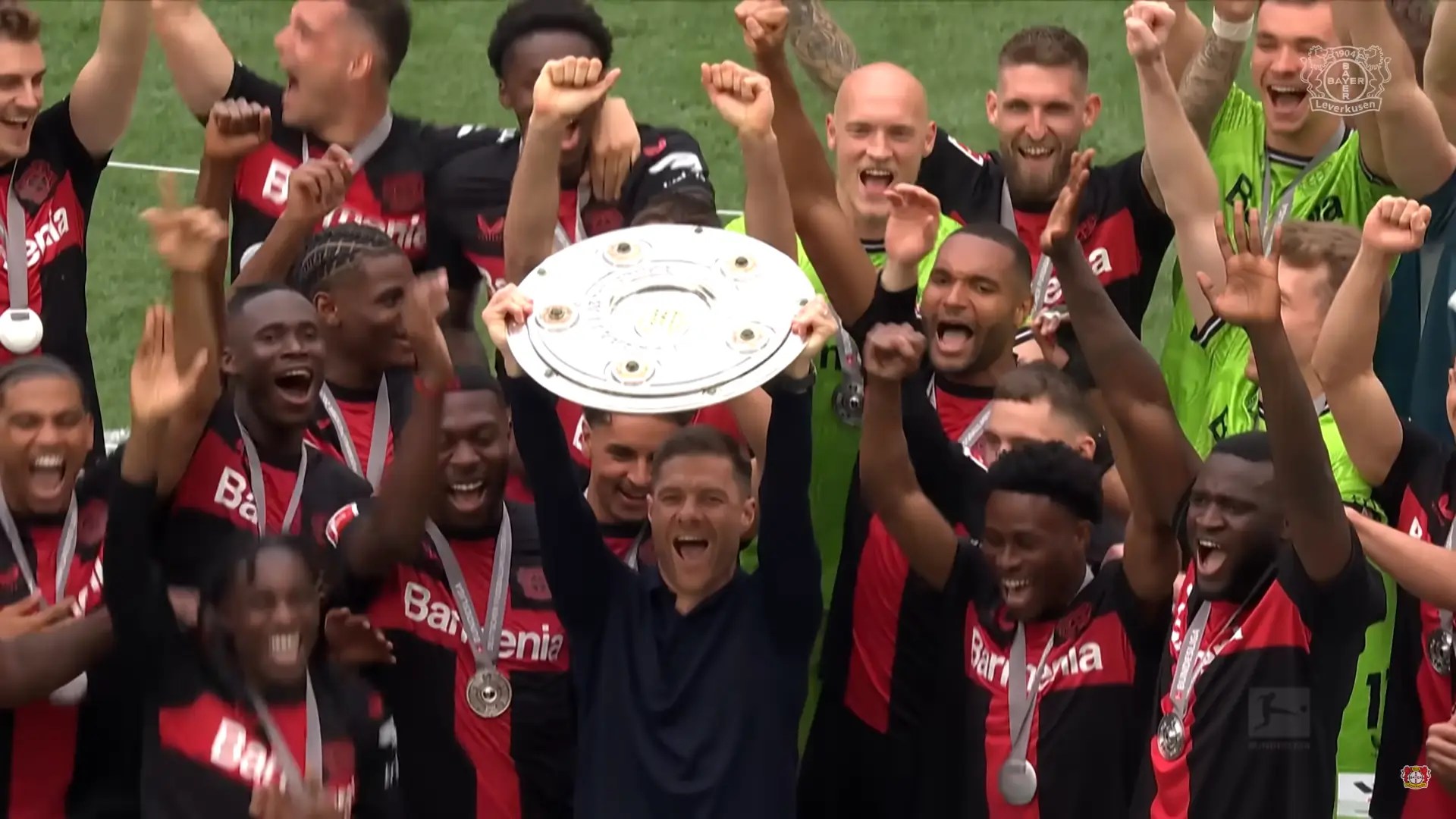 xabi alonso trophy