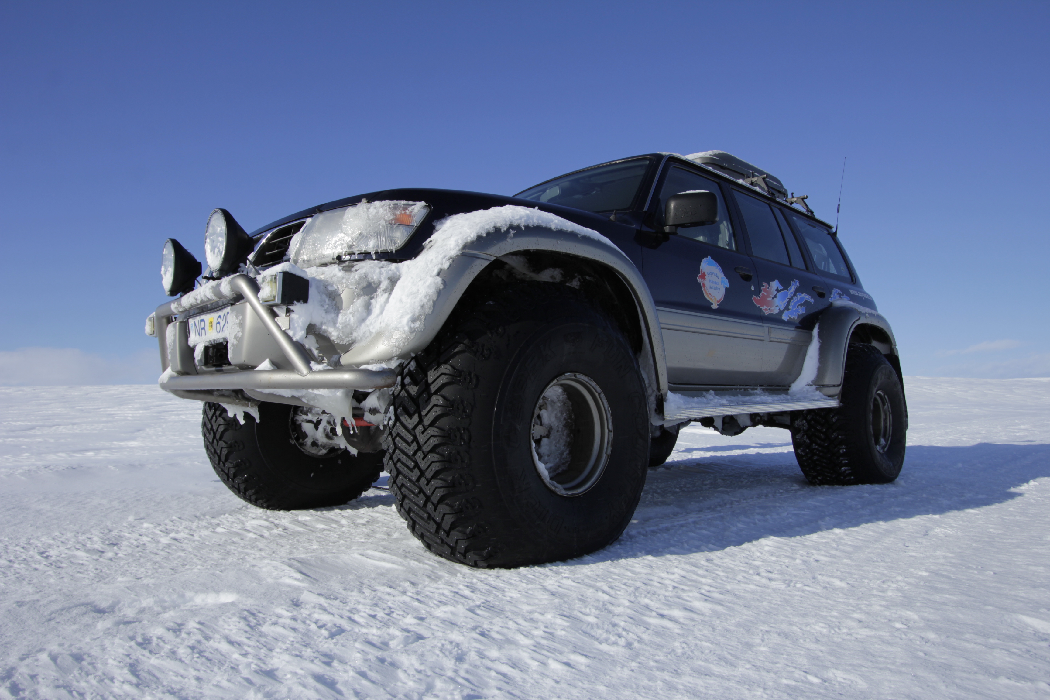 Raggys super jeep Myvatn