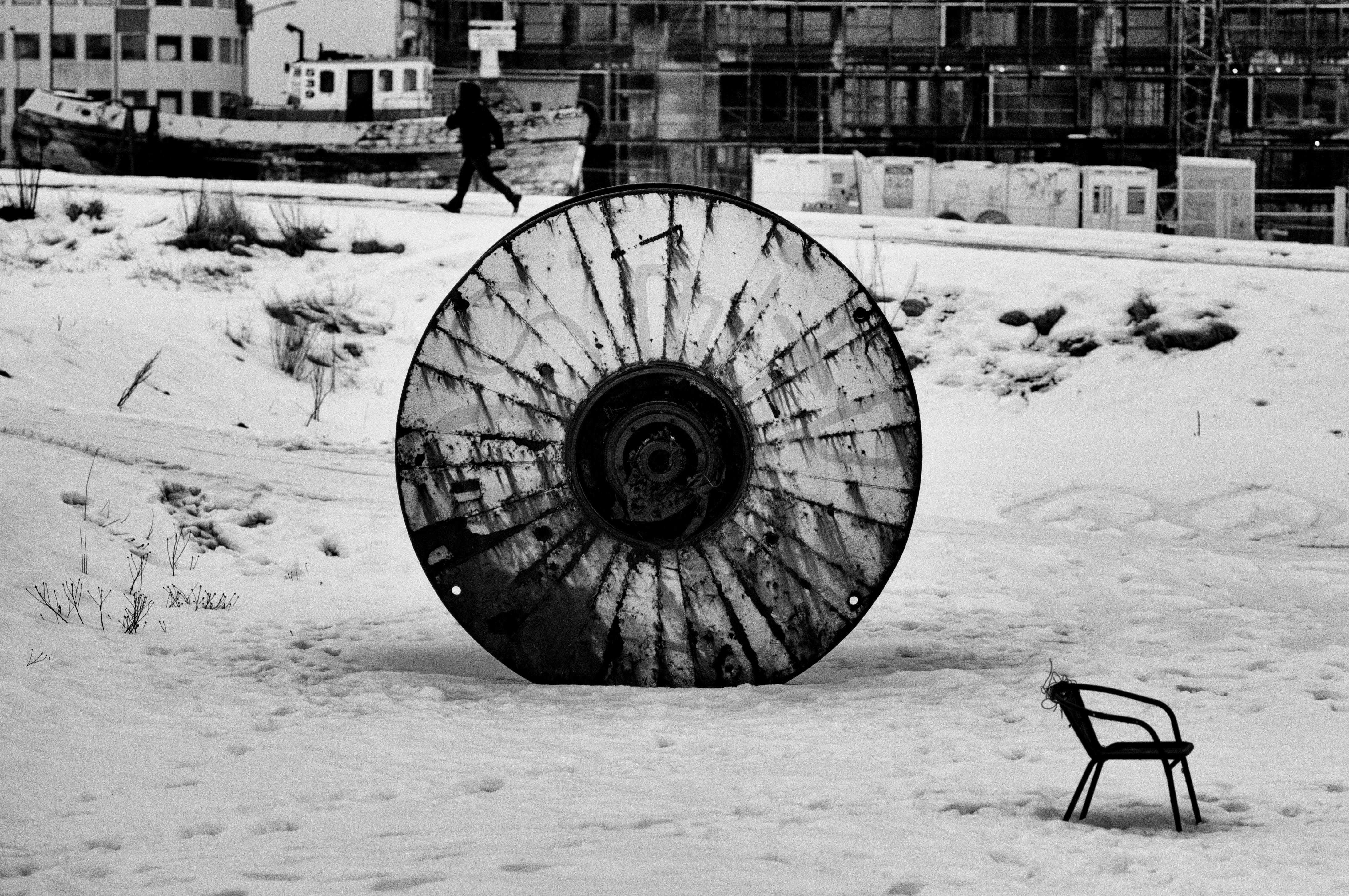 reykjavic scene old harbour leica