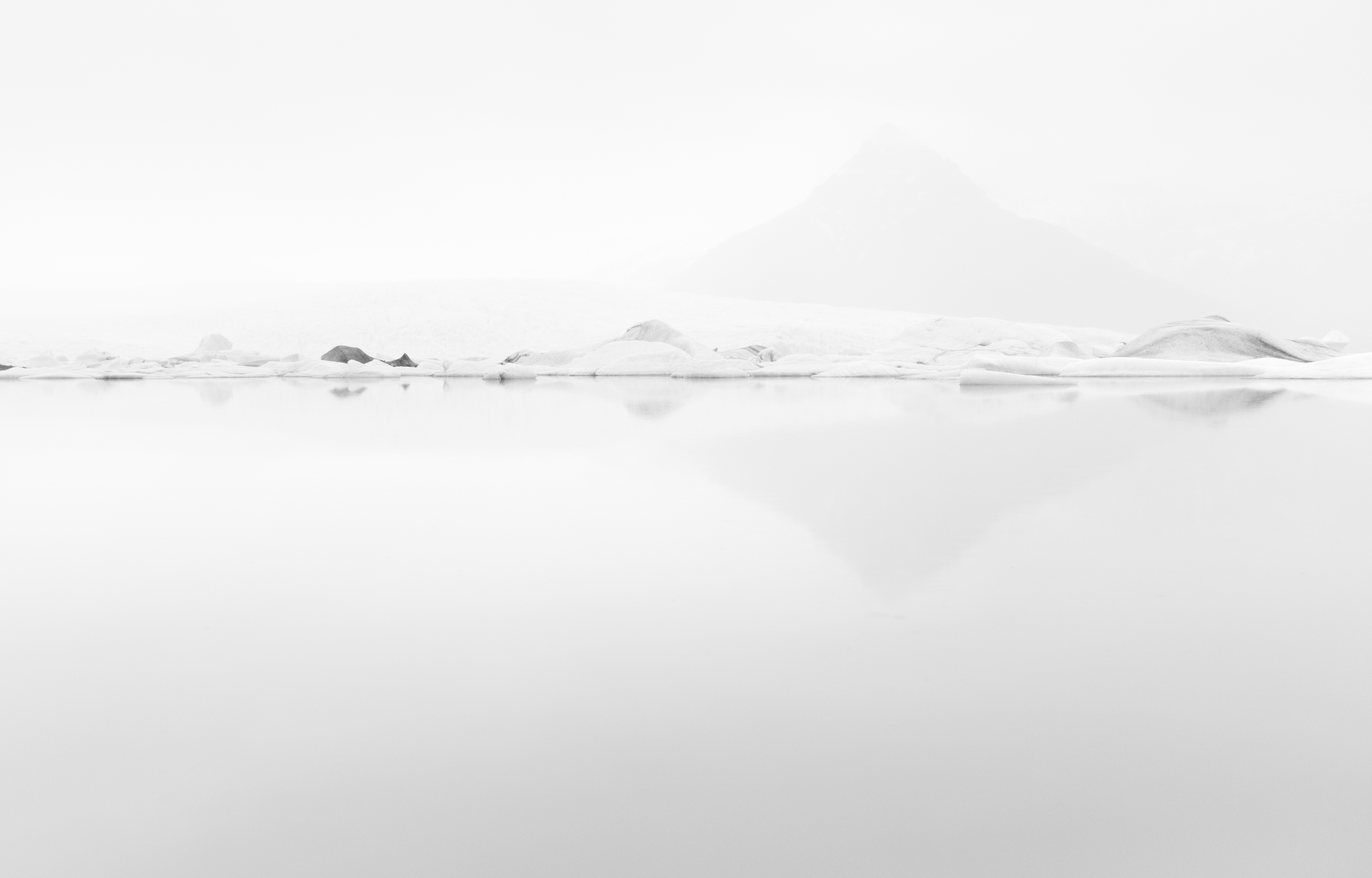 Glacial lagoon leica