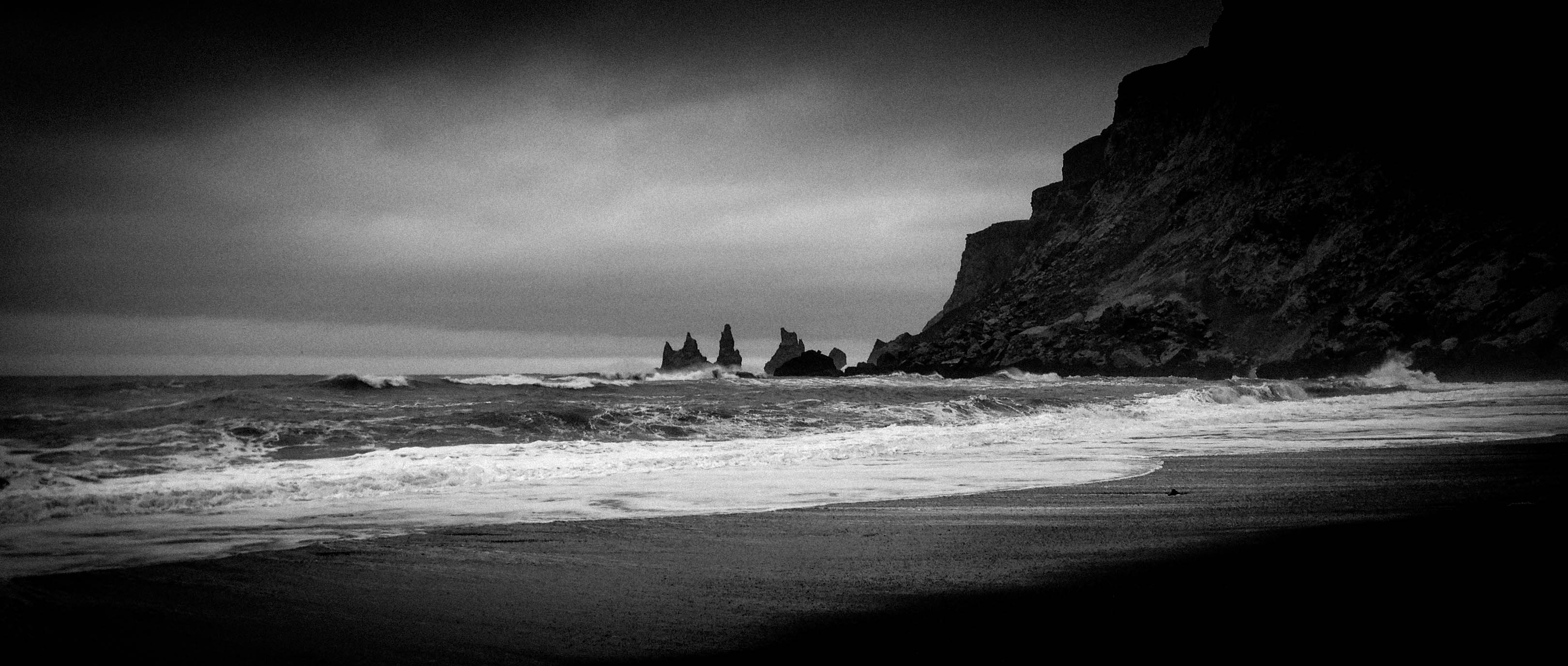 black beach, Vik - iPhone