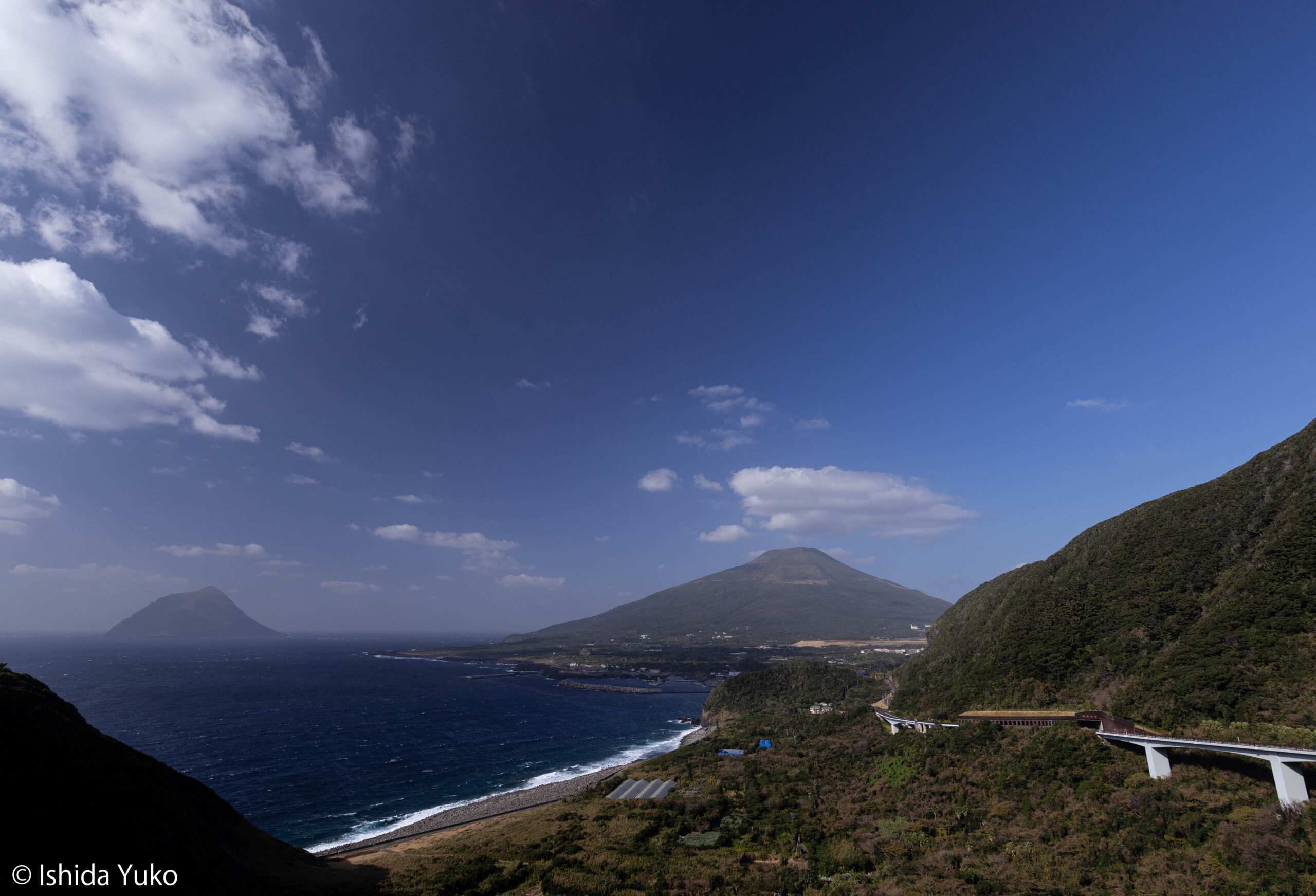 21年1月14日 晴天の冬の東京都八丈島の代表的な展望台を回ってきました 離島で生活する兼業自然ガイドのブログ