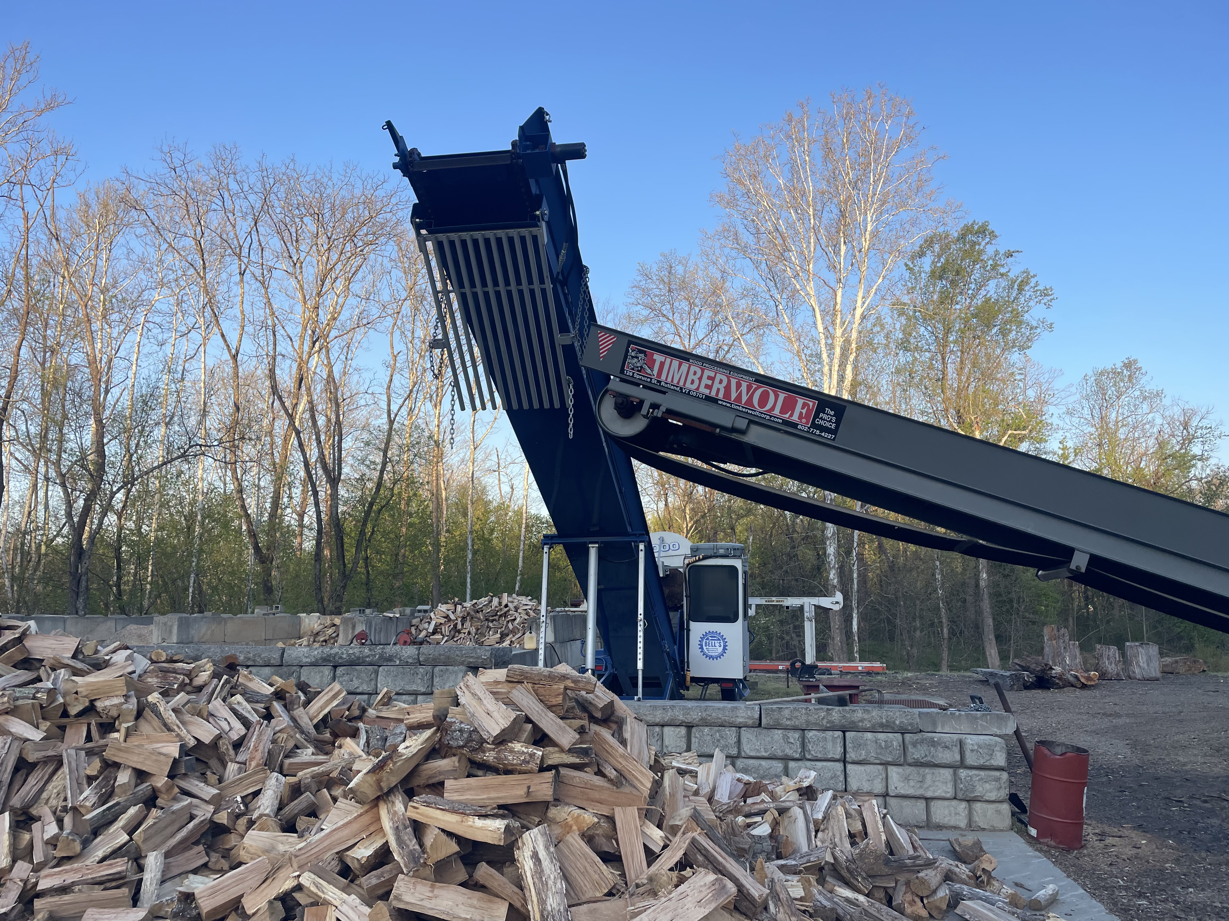 2018 Bell’s 4000C Firewood Processor & 32’ Conveyor - Image 3